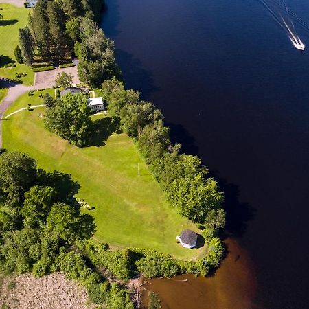 Saint-Jean-des PilesAuberge La Maison Bellemare住宿加早餐旅馆 外观 照片