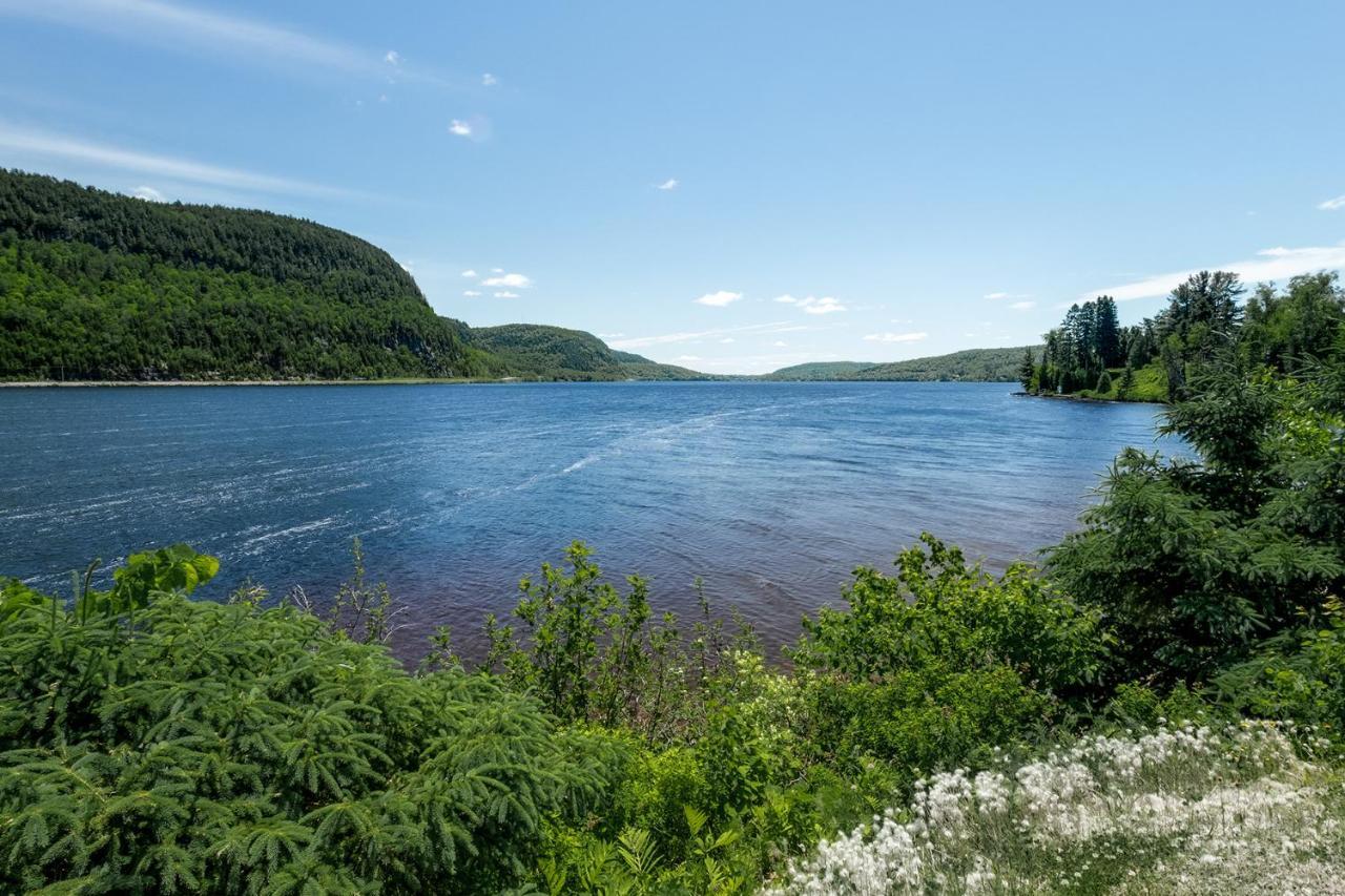 Saint-Jean-des PilesAuberge La Maison Bellemare住宿加早餐旅馆 外观 照片