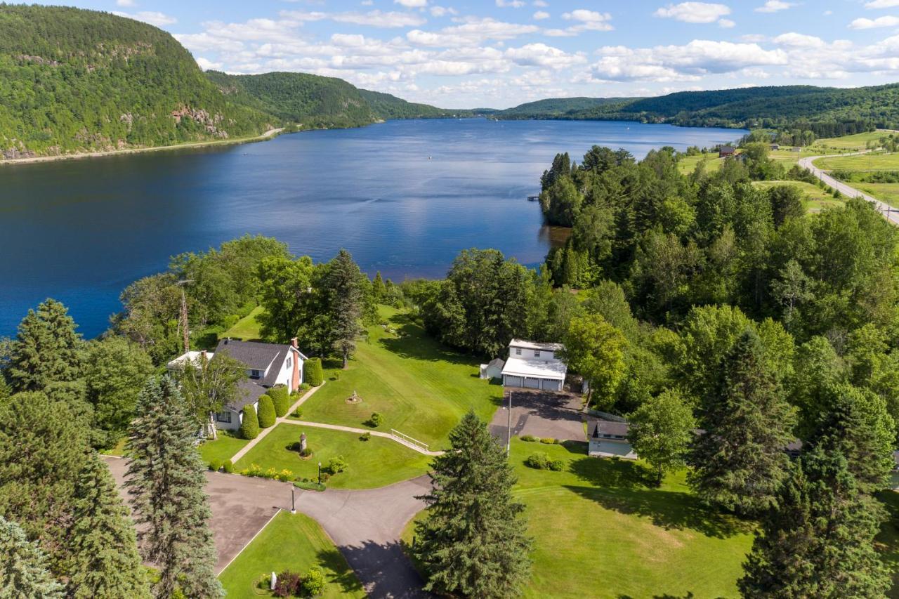 Saint-Jean-des PilesAuberge La Maison Bellemare住宿加早餐旅馆 外观 照片
